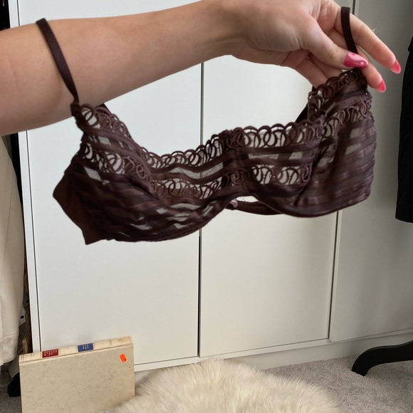 Chocolate brown VS sheer lace bra - Picture 2 of 5